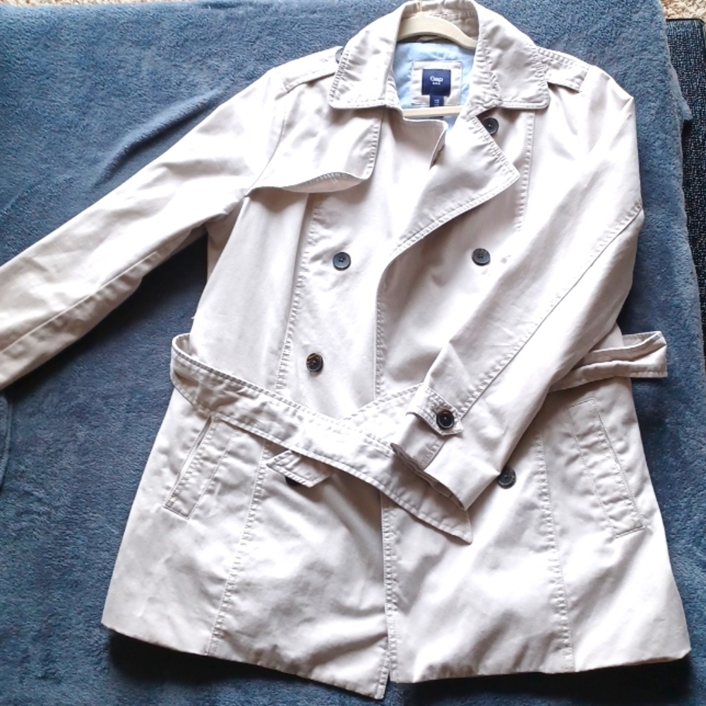 GAP 100% Cotton Belted Jacket | Cream / Khaki | Size Medium
